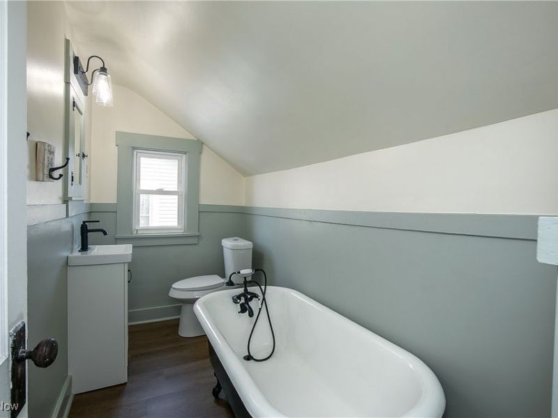 230 Superior Street, Louisville, OH 44641 Photo 27