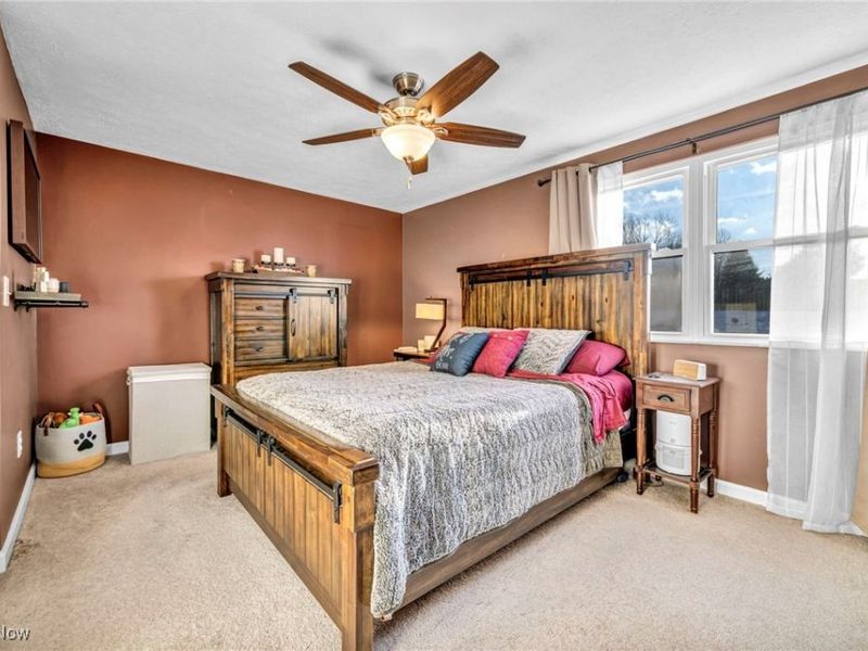 1690 Cloverview Drive, Uniontown, OH 44685 Photo 18