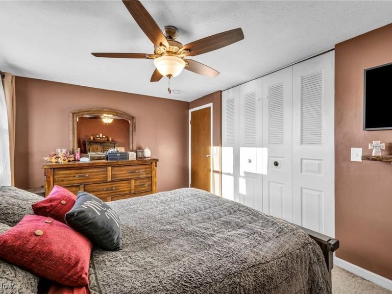 1690 Cloverview Drive, Uniontown, OH 44685 Photo 20