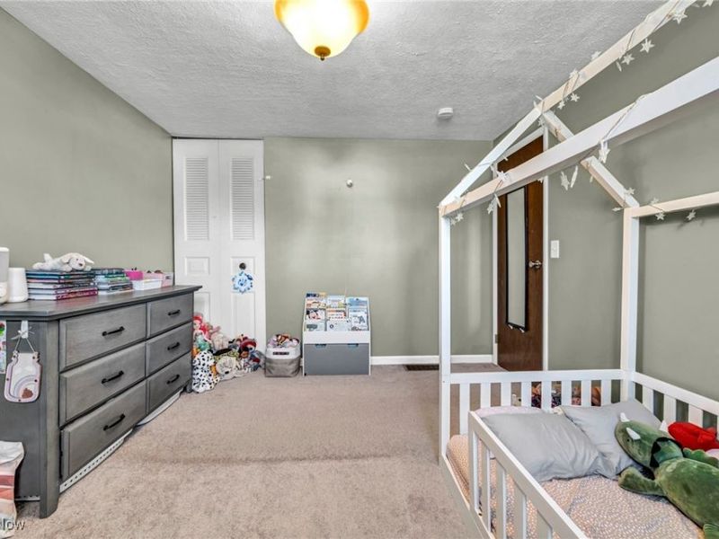 1690 Cloverview Drive, Uniontown, OH 44685 Photo 24