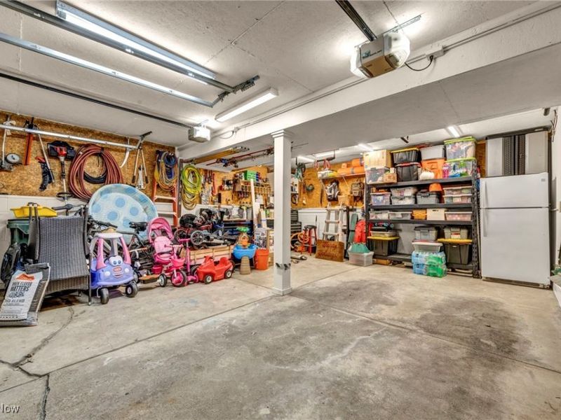 1690 Cloverview Drive, Uniontown, OH 44685 Photo 31