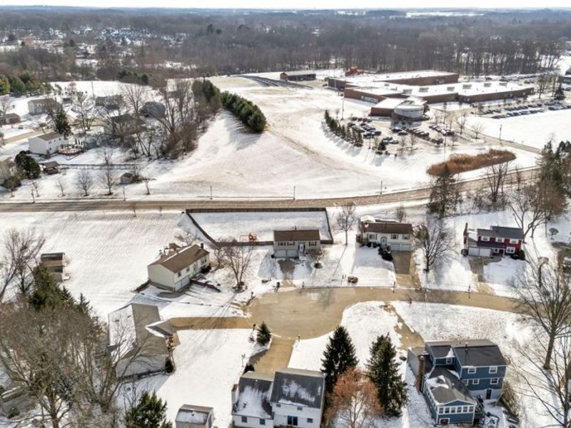 1690 Cloverview Drive, Uniontown, OH 44685 Photo 34