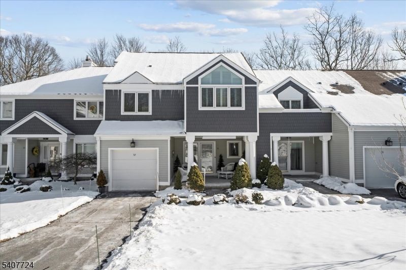 52 Manor Sq, Sparta, NJ 07871 Main Photo