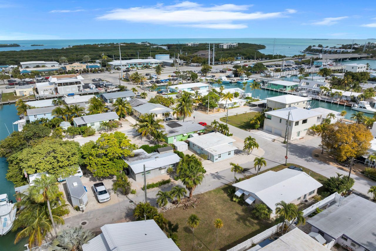 487 116th Street, Marathon, FL 33050 Photo