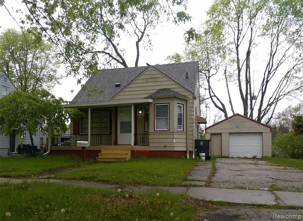 352 Buckingham Avenue, Flint, MI 48507 Main Photo