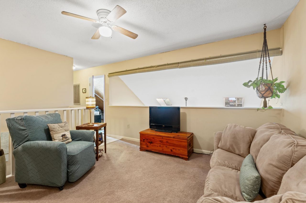 212 29th Ave. N Photo 15