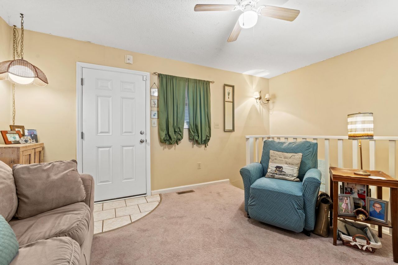 212 29th Ave. N Photo 16