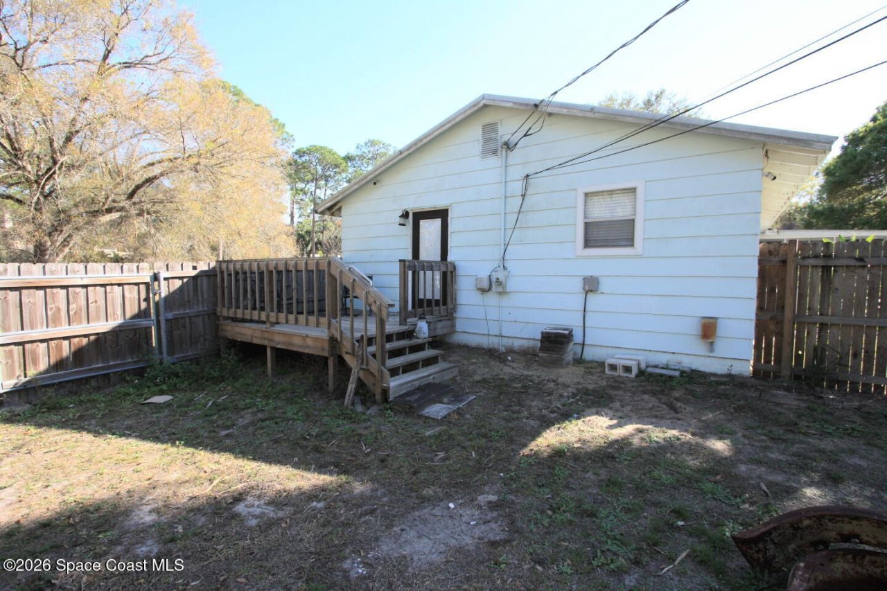 8205 93rd Avenue, Vero Beach, FL 32967 Photo