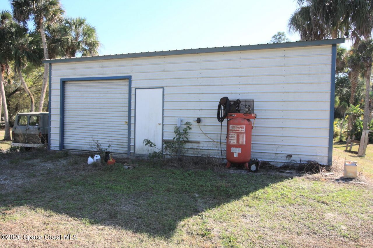 8205 93rd Avenue, Vero Beach, FL 32967 Photo