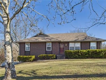 1421 Grandview Drive, Warrensburg, MO 64093