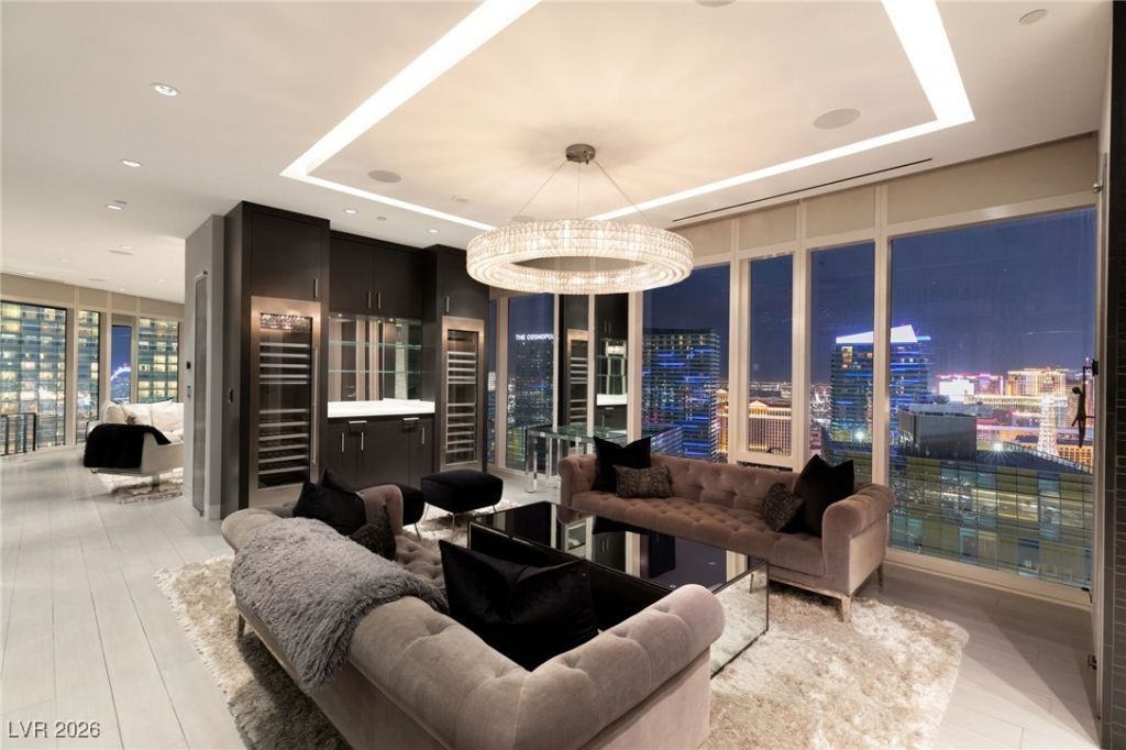 3750 Las Vegas Boulevard, Unit 4206, Las Vegas, NV 89158 Main Photo