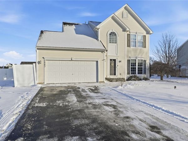 1443 FRASER Way, Farmington, NY 14425