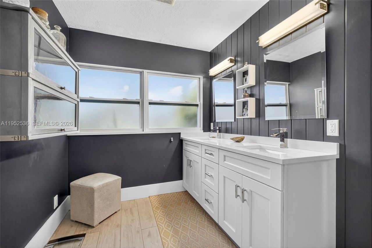 5060 Mongo Way, Palm Beach Gardens, FL 33418 Photo