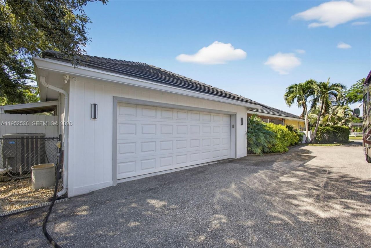 5060 Mongo Way, Palm Beach Gardens, FL 33418 Photo