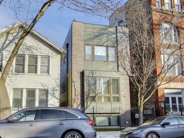 1632 W Ohio Street, Chicago, IL 60622