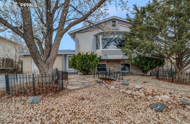 6920 Blue River Way, Colorado Springs, CO 80911 Main Photo