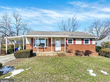 3813 SYLVAN DRIVE, YORK, PA 17402