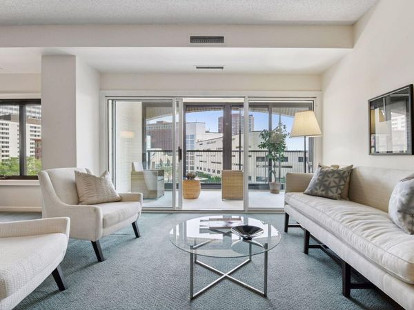1201 Yale Place, Unit 407, Minneapolis, MN 55403