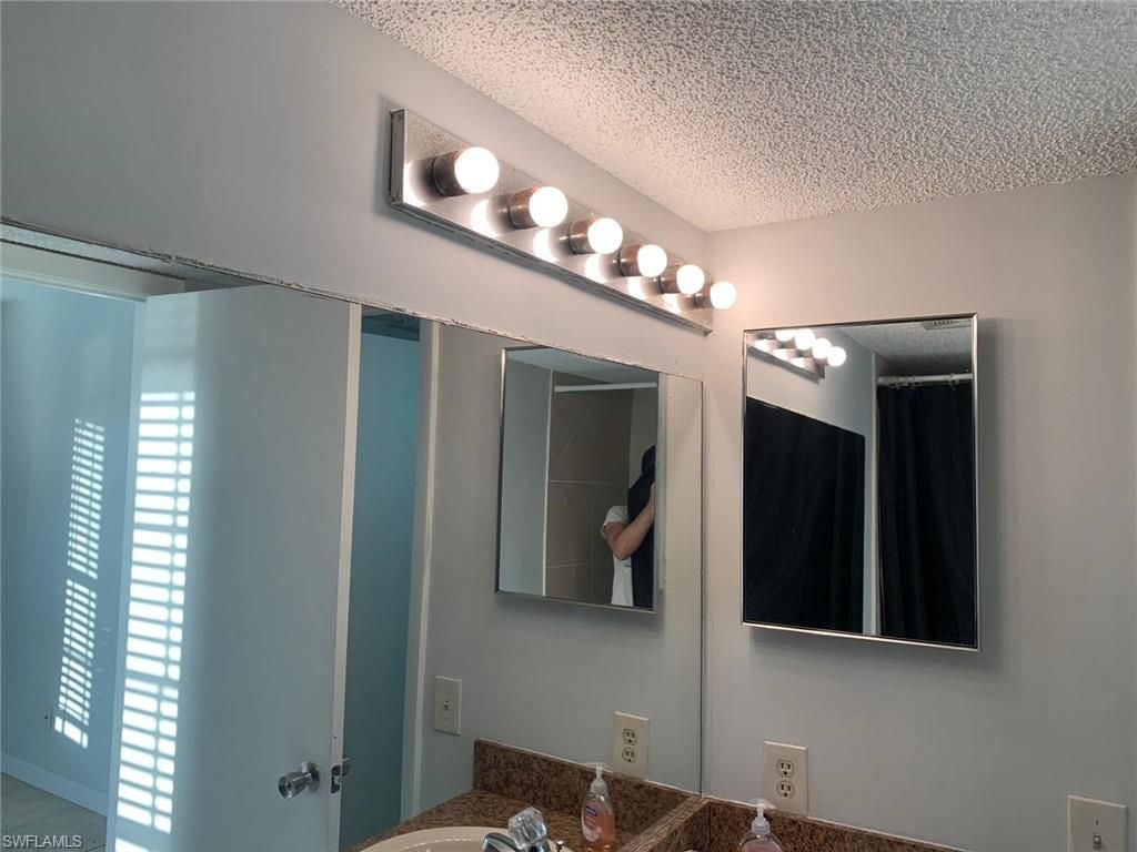 124 Santa Clara Dr, Unit 15, Naples, FL 34104 Photo