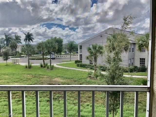 124 Santa Clara Dr, Unit 15, Naples, FL 34104 Photo