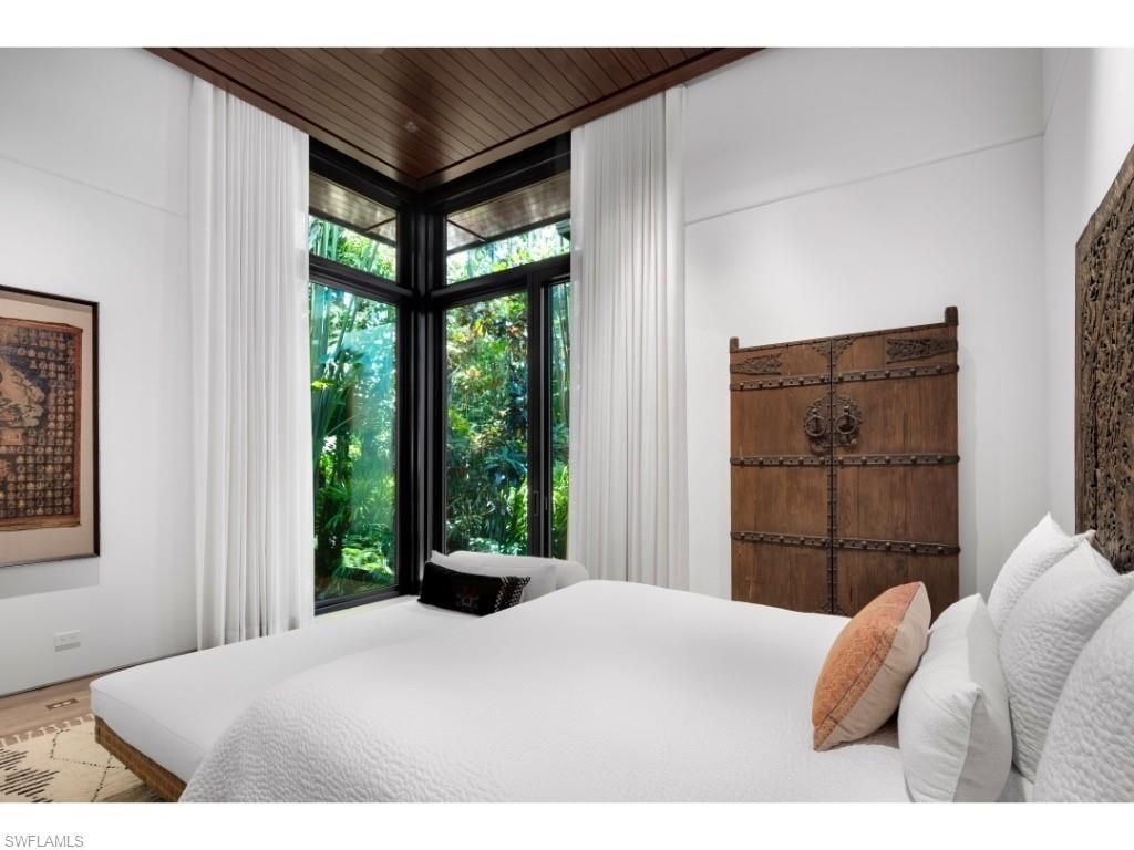 3065 Fort Charles Dr, Naples, FL 34102 Photo