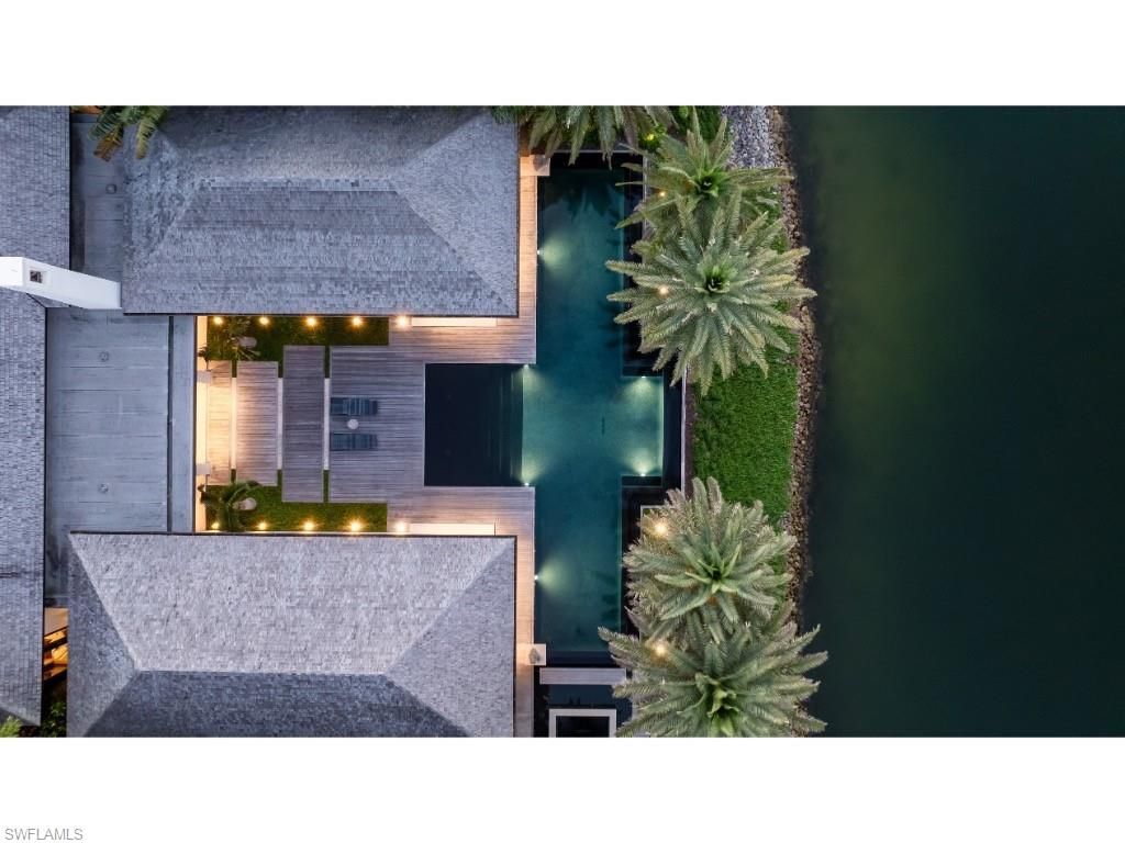 3065 Fort Charles Dr, Naples, FL 34102 Photo