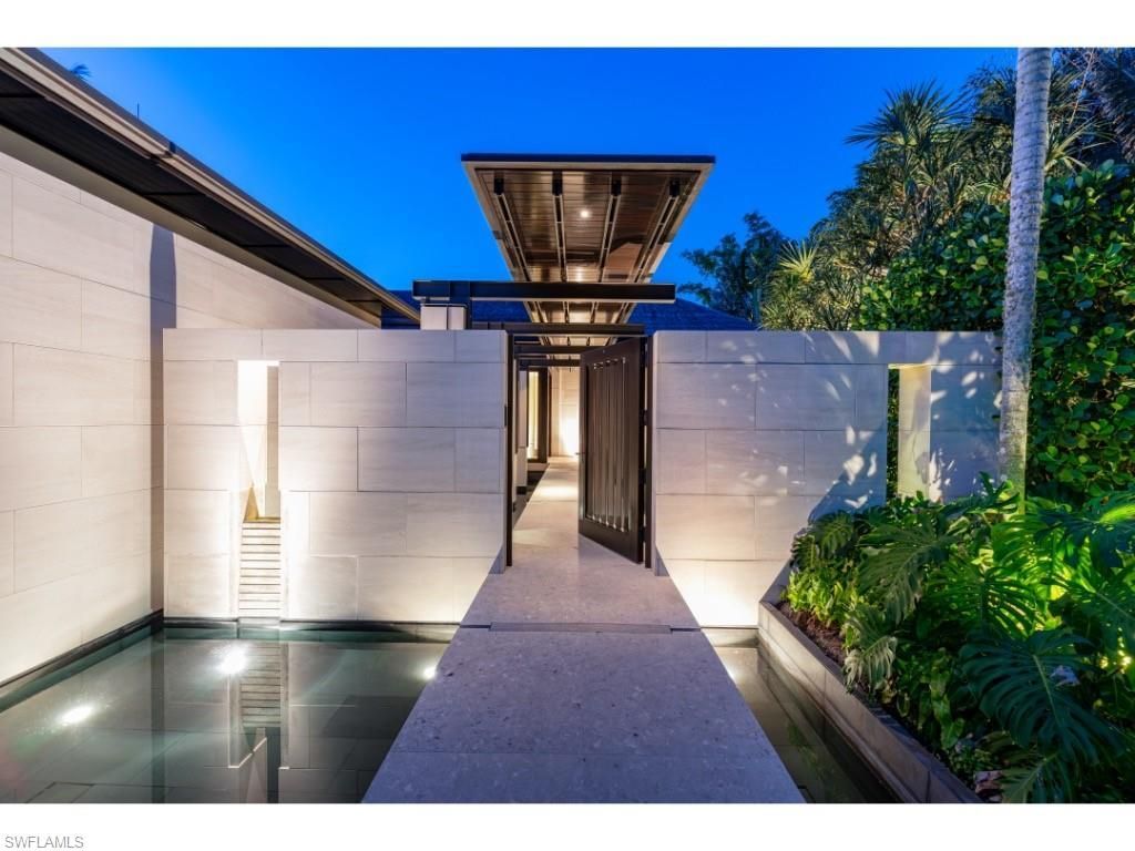 3065 Fort Charles Dr, Naples, FL 34102 Photo