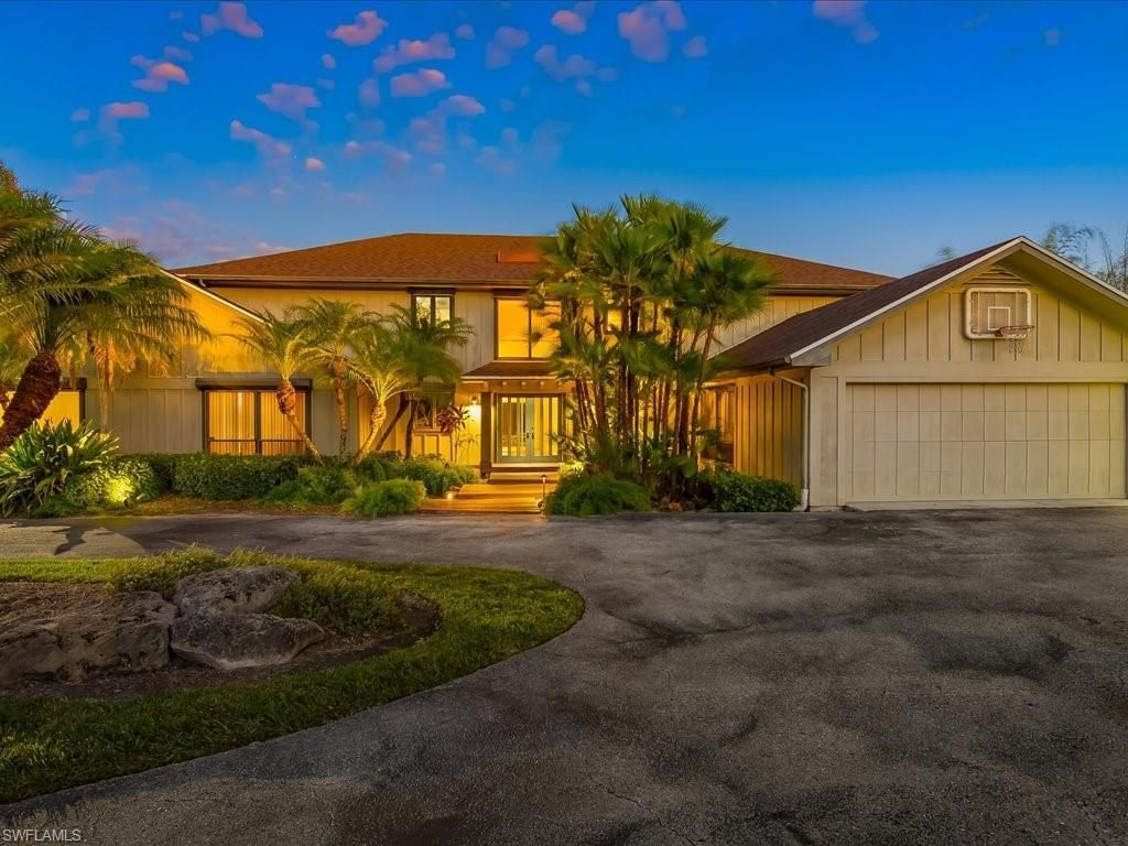 154 Cajeput Dr, Naples, FL 34108 Photo
