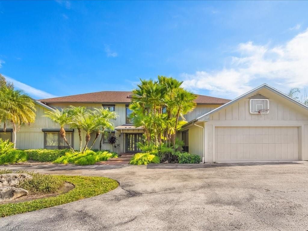 154 Cajeput Dr, Naples, FL 34108 Photo