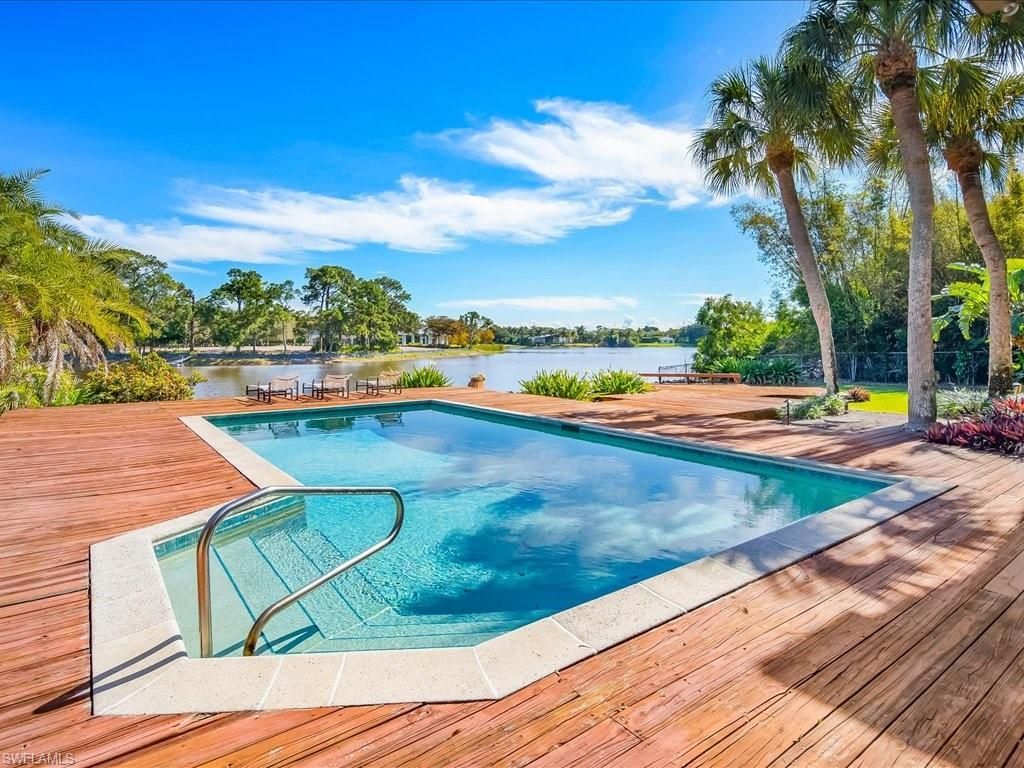 154 Cajeput Dr, Naples, FL 34108 Photo