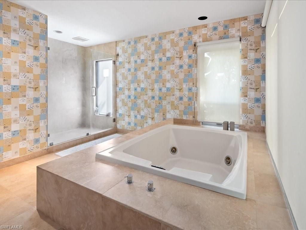 154 Cajeput Dr, Naples, FL 34108 Photo
