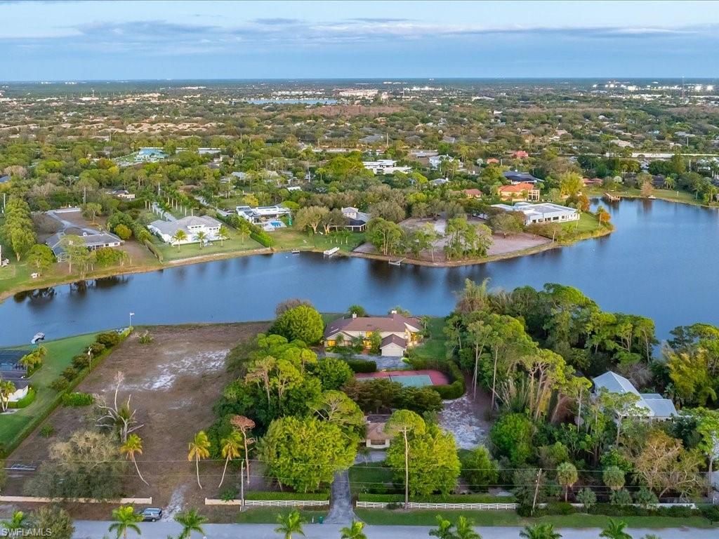 154 Cajeput Dr, Naples, FL 34108 Photo