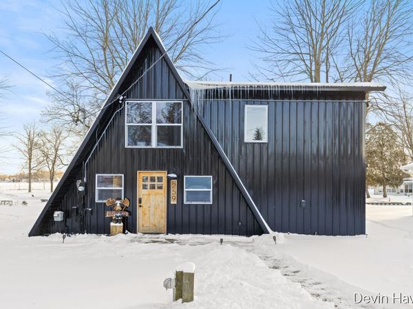 259 Ivason Drive, Stanton, MI 48888