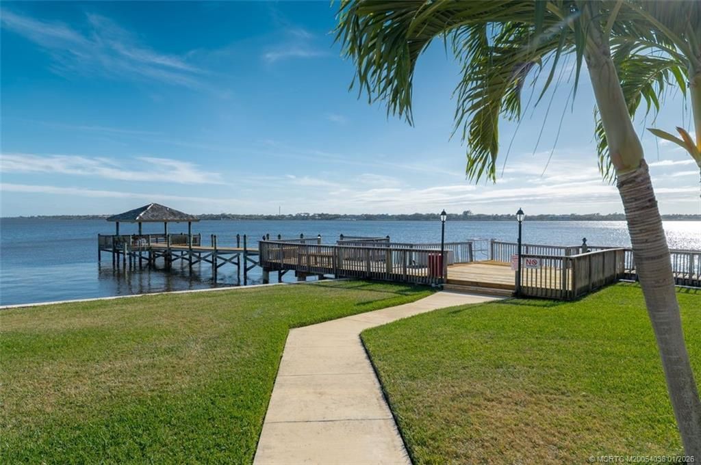 3307 SE Sandpiper Circle, Port Saint Lucie, FL 34952 Photo