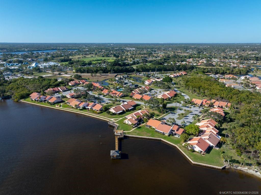 3307 SE Sandpiper Circle, Port Saint Lucie, FL 34952 Photo