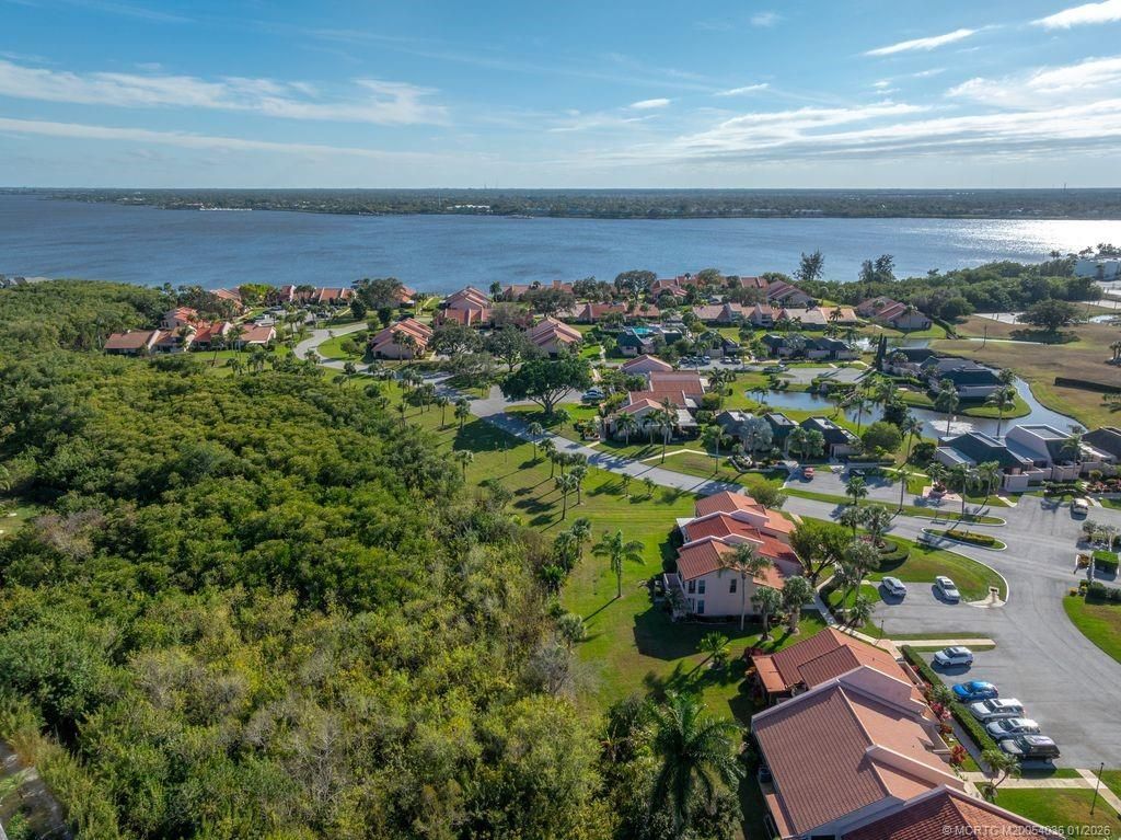 3307 SE Sandpiper Circle, Port Saint Lucie, FL 34952 Photo