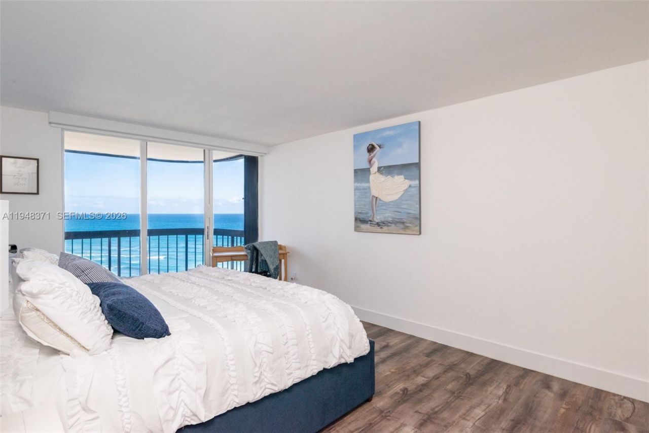 Please Call For Address, Unit 15G, Singer Island, FL 33404 Photo
