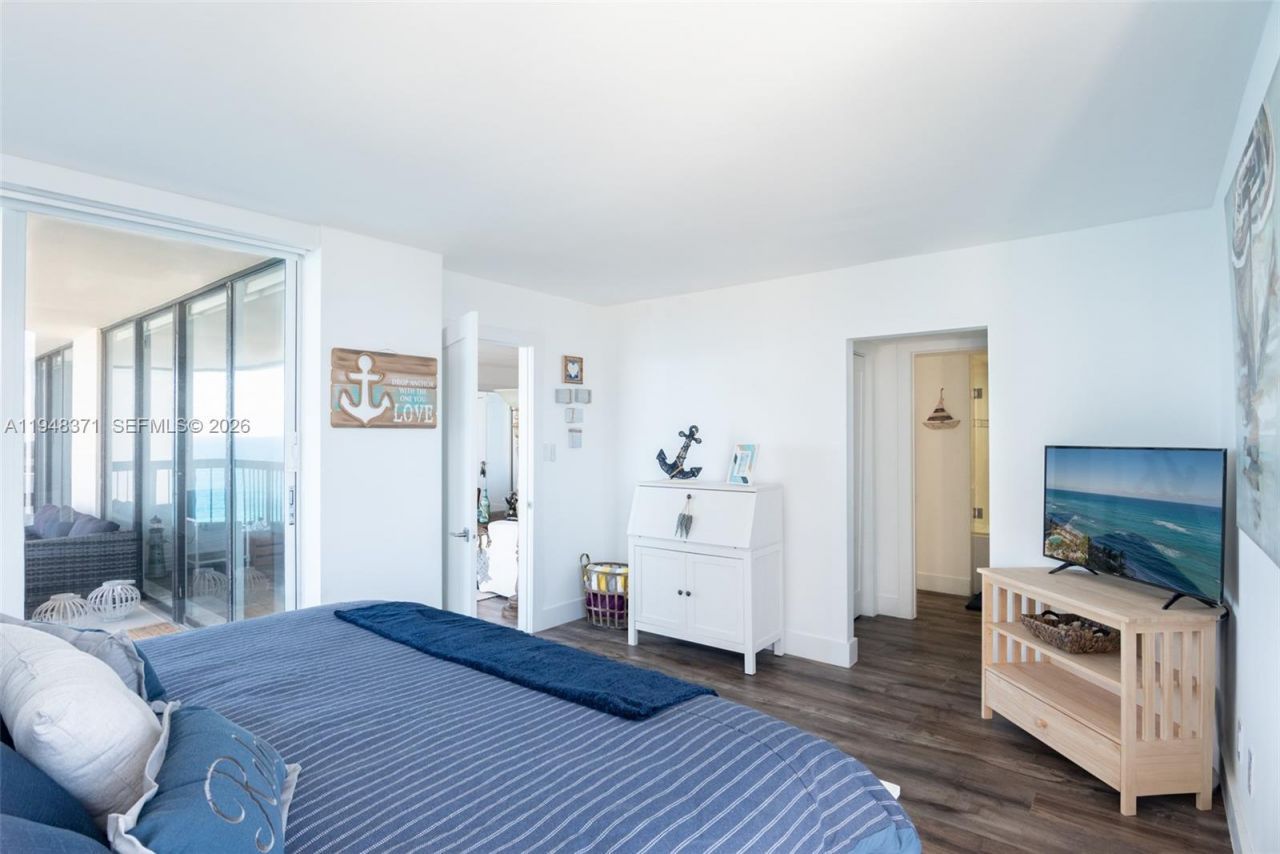 Please Call For Address, Unit 15G, Singer Island, FL 33404 Photo