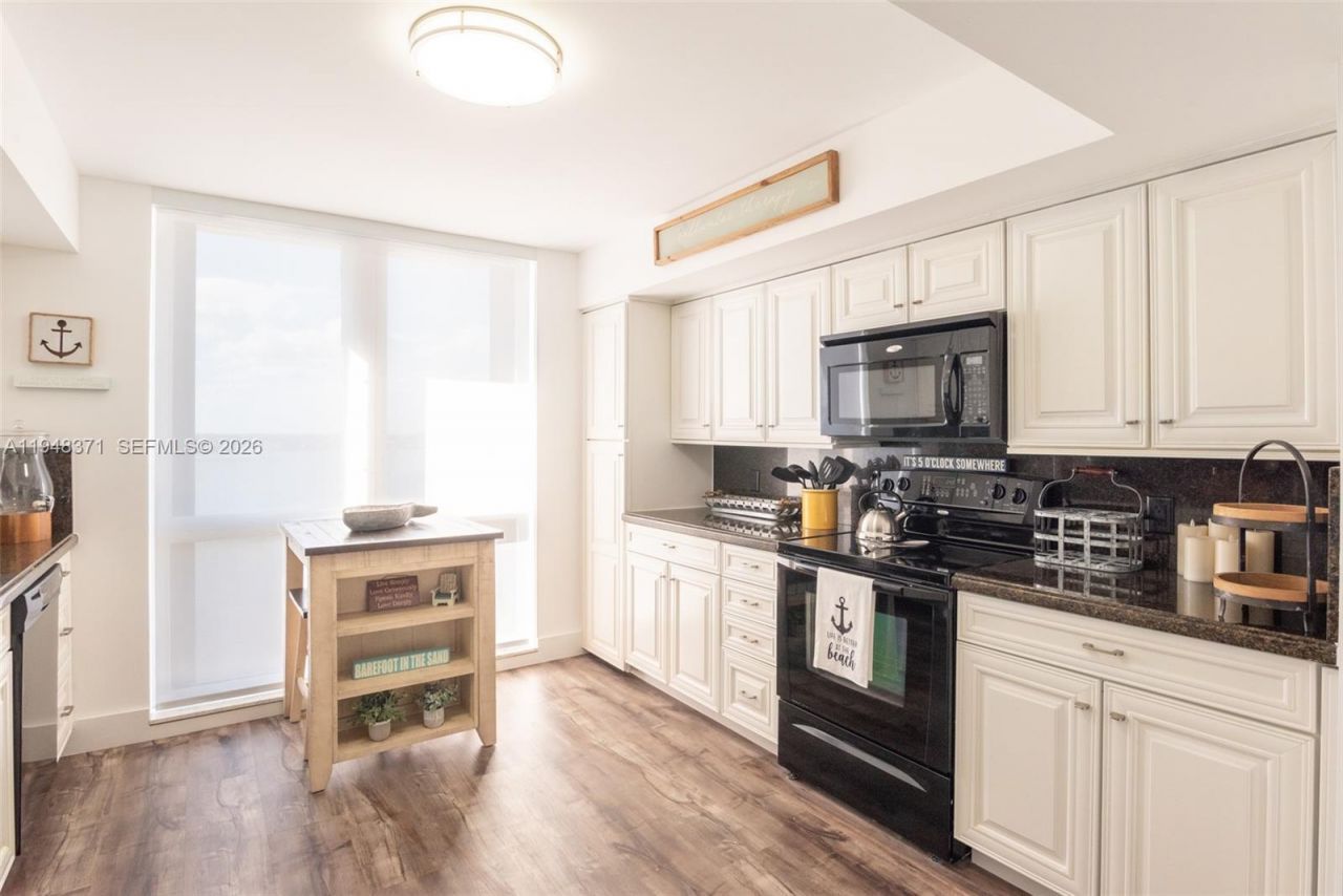 Please Call For Address, Unit 15G, Singer Island, FL 33404 Photo