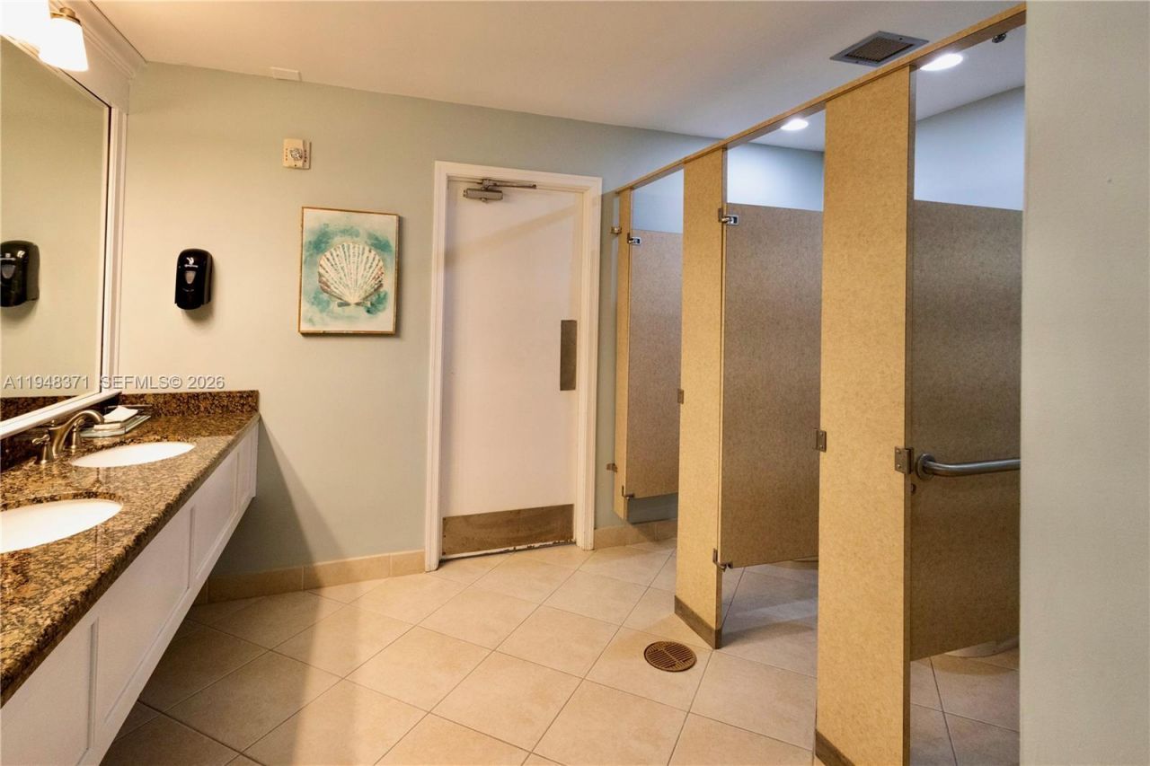 Please Call For Address, Unit 15G, Singer Island, FL 33404 Photo