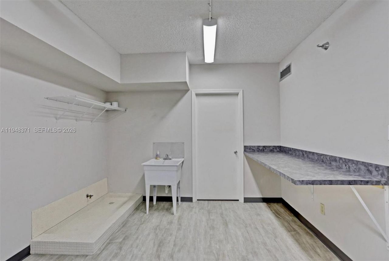 Please Call For Address, Unit 15G, Singer Island, FL 33404 Photo