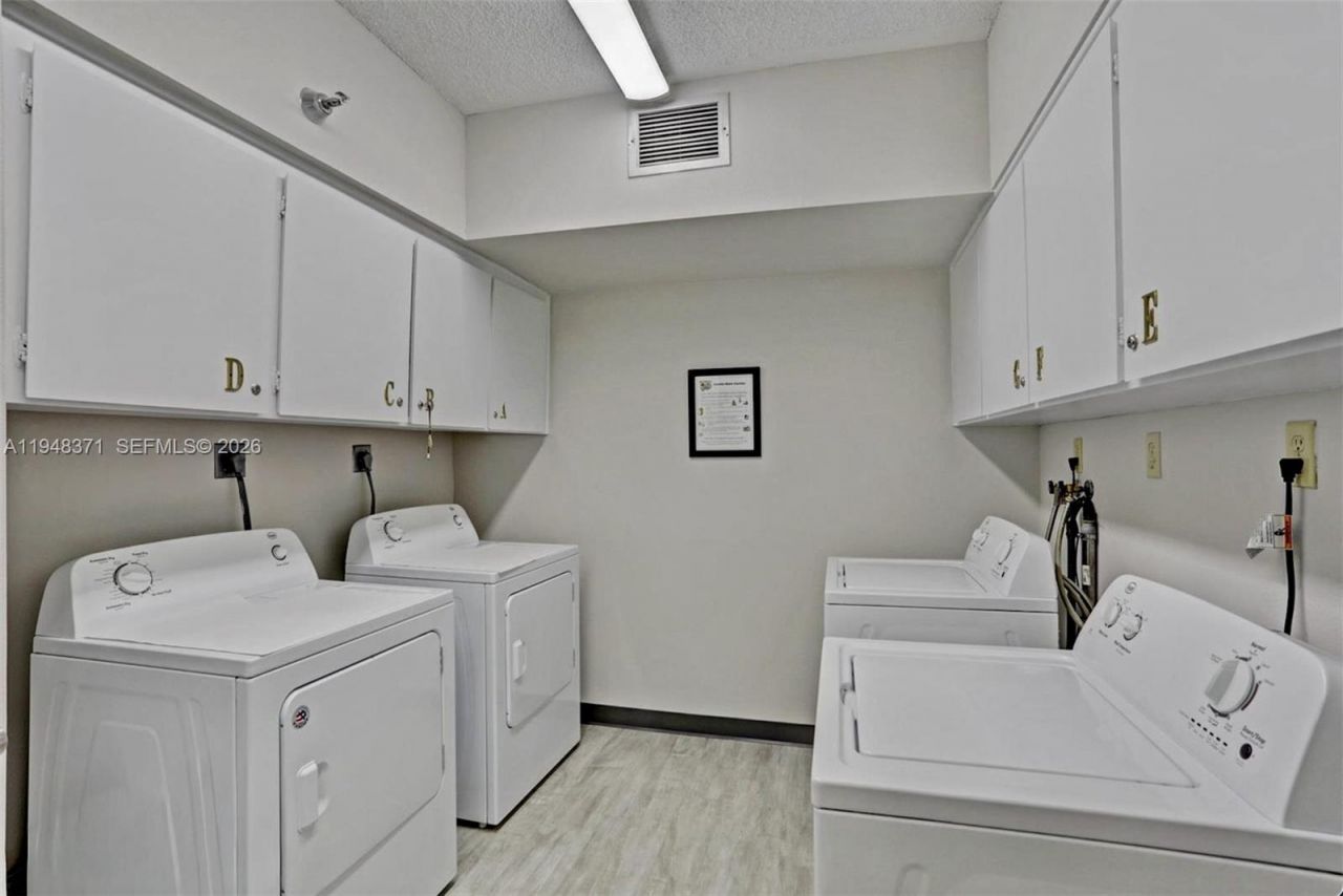 Please Call For Address, Unit 15G, Singer Island, FL 33404 Photo