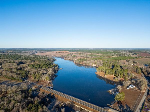 1092 Tommy Purvis Road, Reynolds, GA 31076