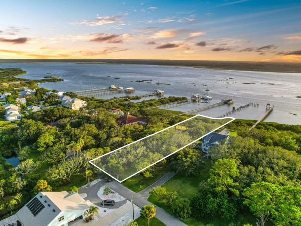 5475 Windantide Rd, St Augustine, FL 32080