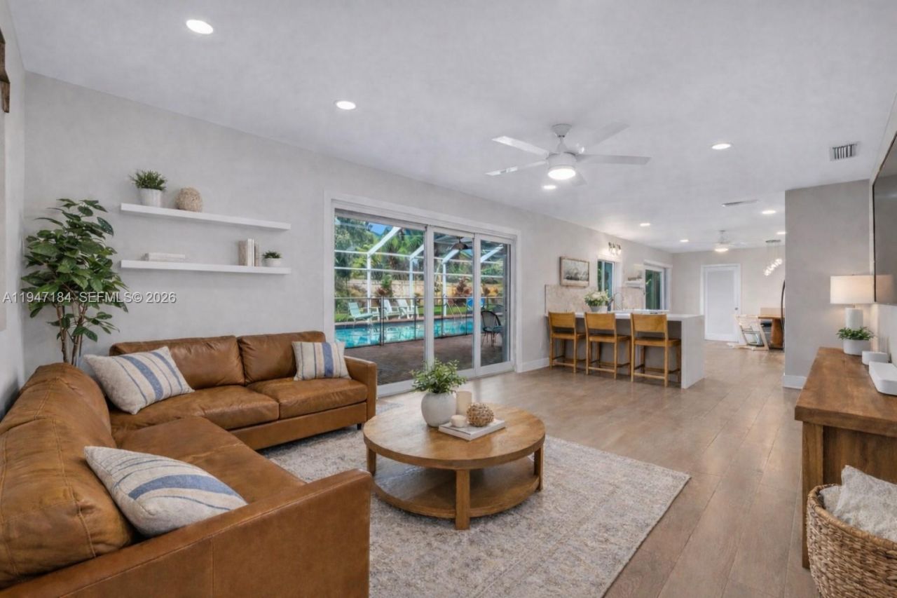 8425 SW 149th Dr, Palmetto Bay, FL 33158 Photo