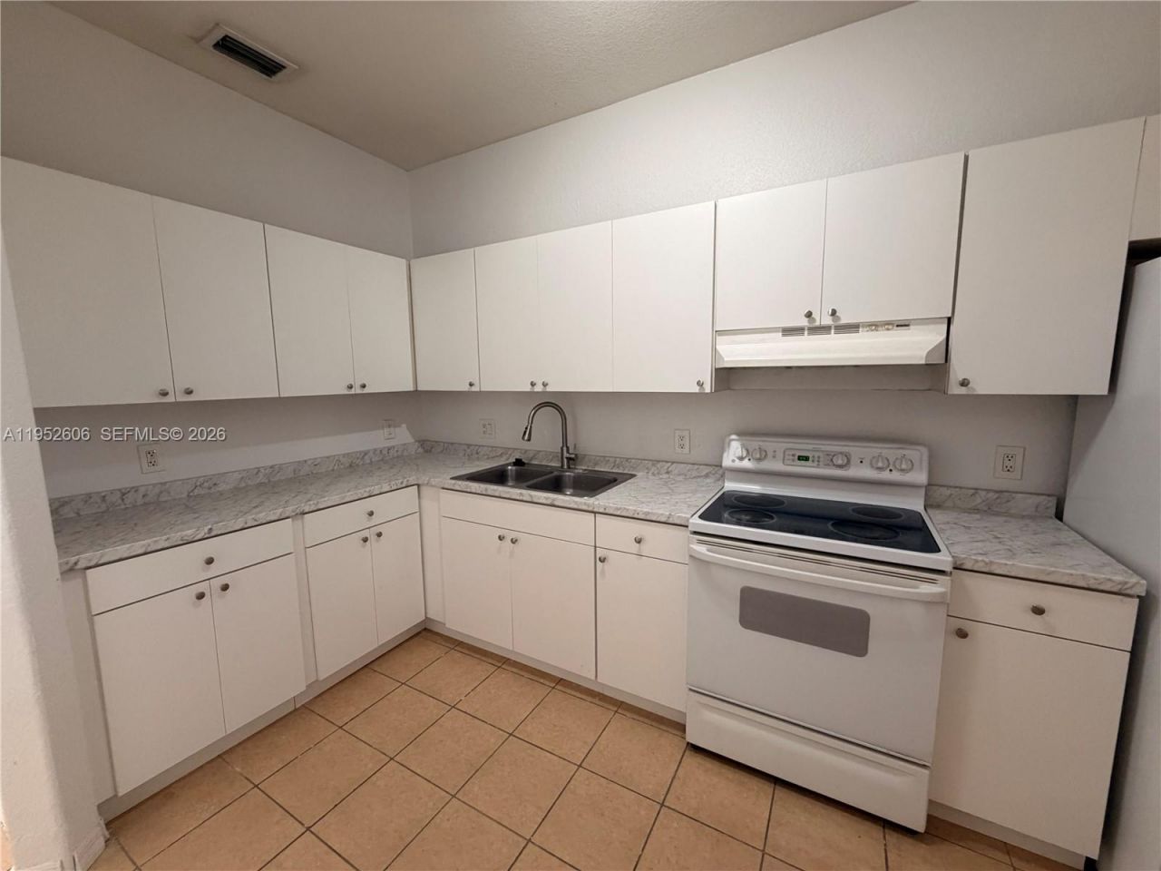 13264 Old Biscayne Dr, Unit 405, Homestead, FL 33033 Photo