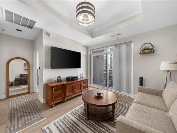 325 E Paces Ferry Road NE, Unit 504, Atlanta, GA 30305