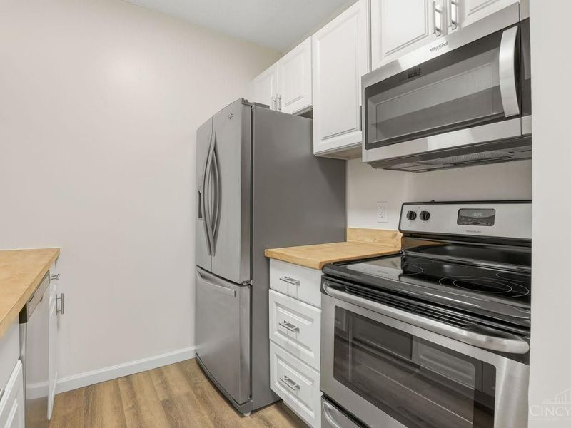 2121 Sutton Avenue, Unit 4C, Cincinnati, OH 45230 Photo 1