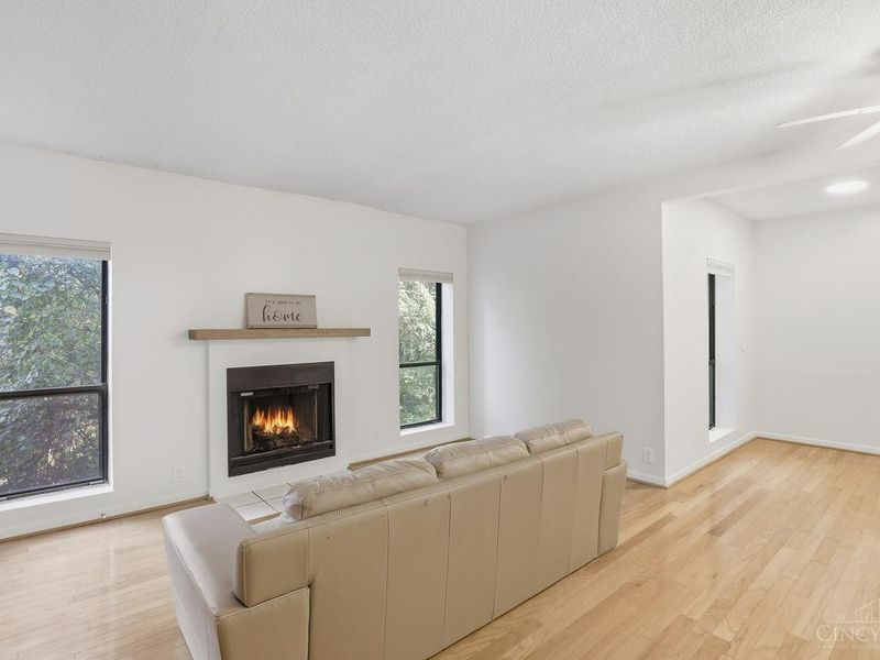 2121 Sutton Avenue, Unit 4C, Cincinnati, OH 45230 Photo 2