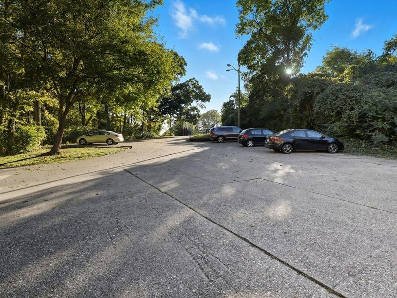 2121 Sutton Avenue, Unit 4C, Cincinnati, OH 45230 Photo 31